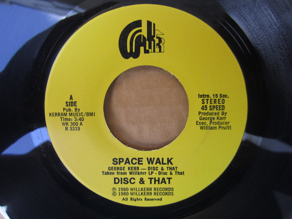 Disc & That - space walk WILLKERR.JPG