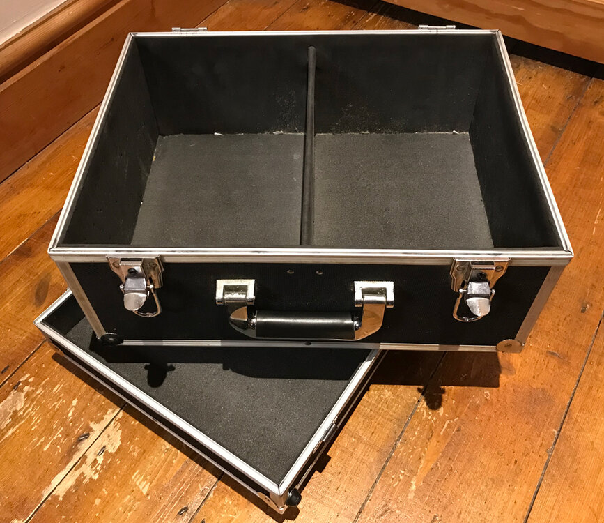 BOX-2.jpg