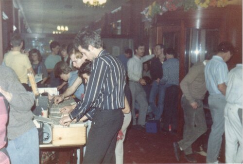 record bar @ warrington parr hall december 1984
