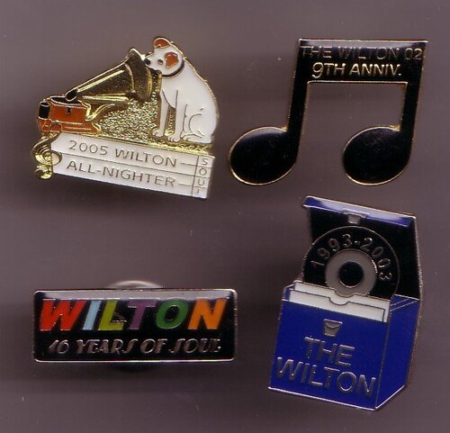 wilton anniversary badges 9 10 10 12