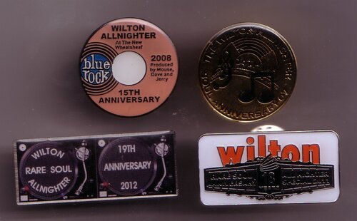 wilton anniversary badges 15 16 18 19
