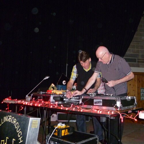 soul sam...rushden, northants in 2011, showing jem brittin how to use all the twiddly things on the mixer