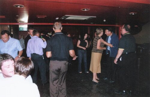 bar-nylon-dancefloor-2