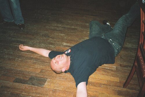 i simply lurrrve this dancefloor!