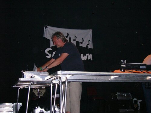 nige