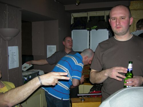 joes bar easter 021