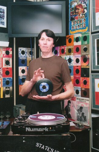 joe on the decks