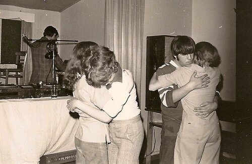 at islip w m c nr thapston in 19 67 do ing a disco