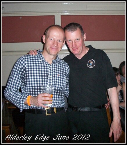 100 5273 old scooter friends