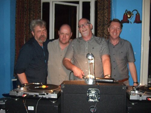 cisc djing at taste of honey