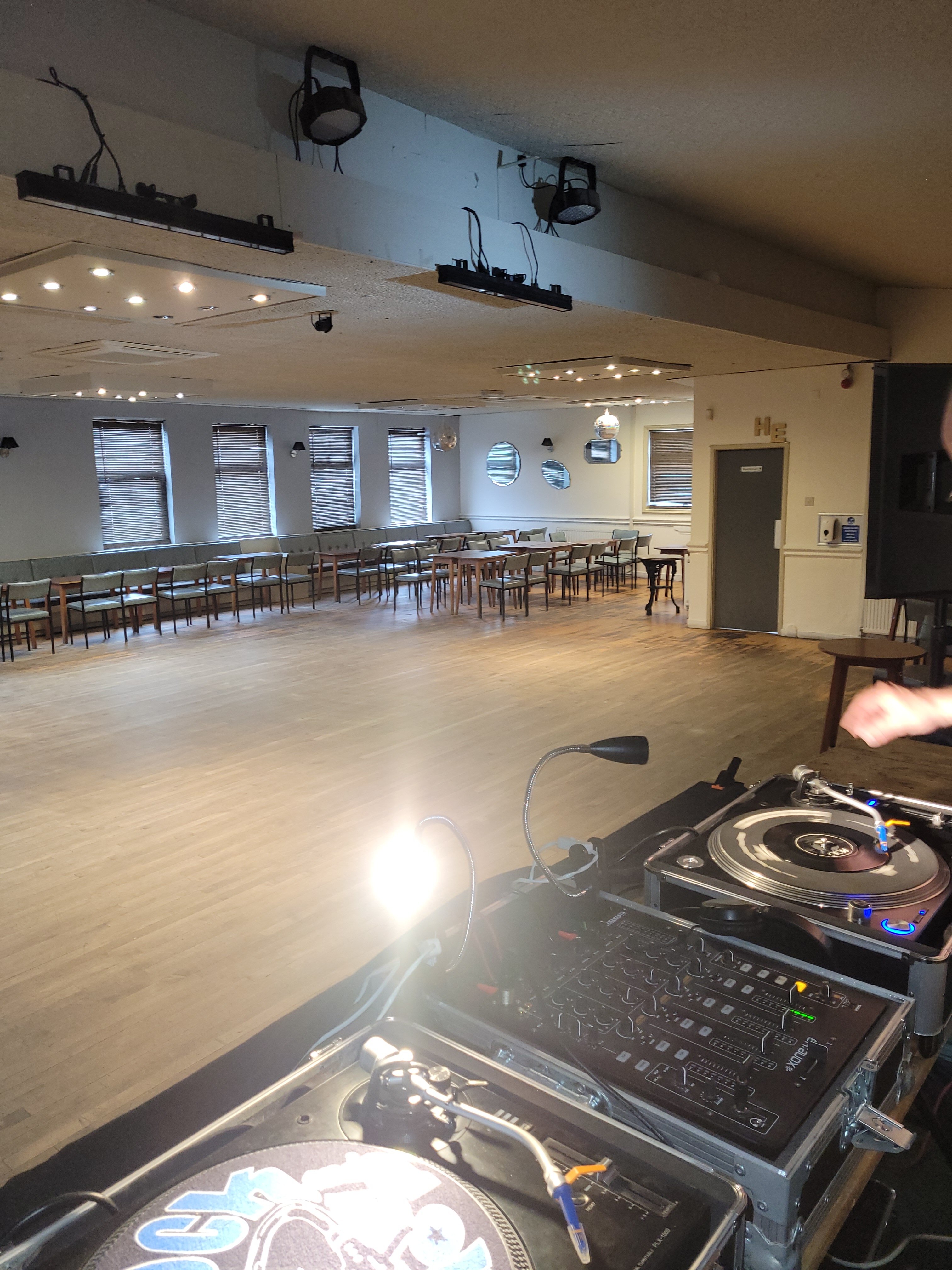 The Walton Arms Is Back Again