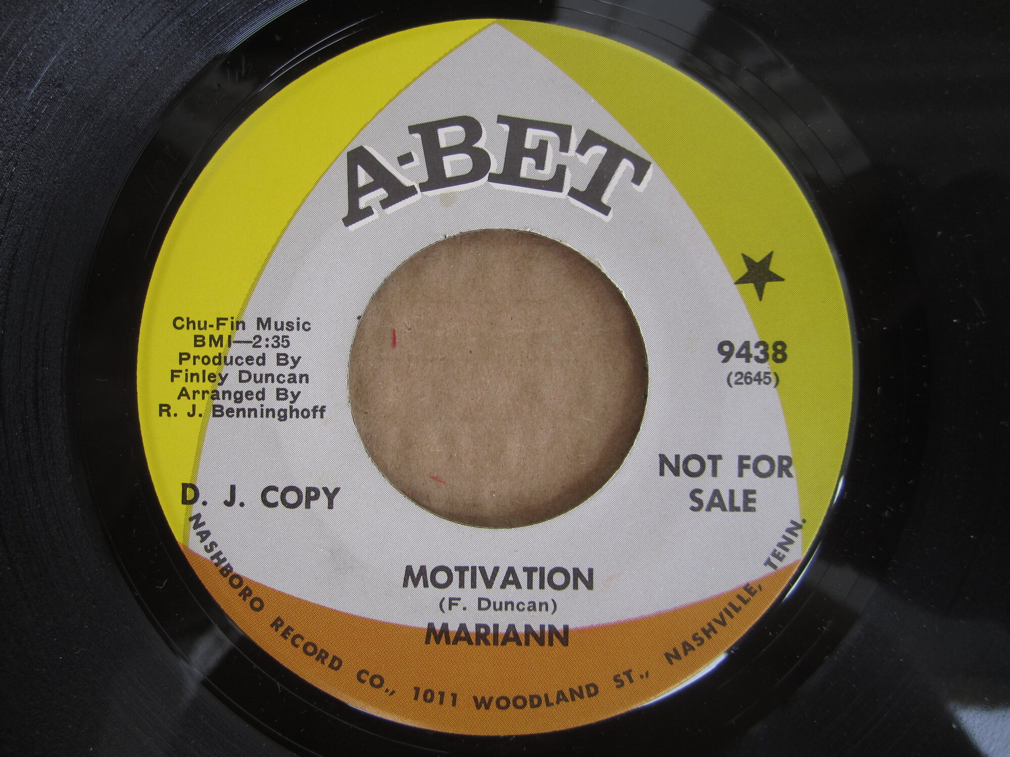Mariann - motivation ABET  company sleeve.JPG