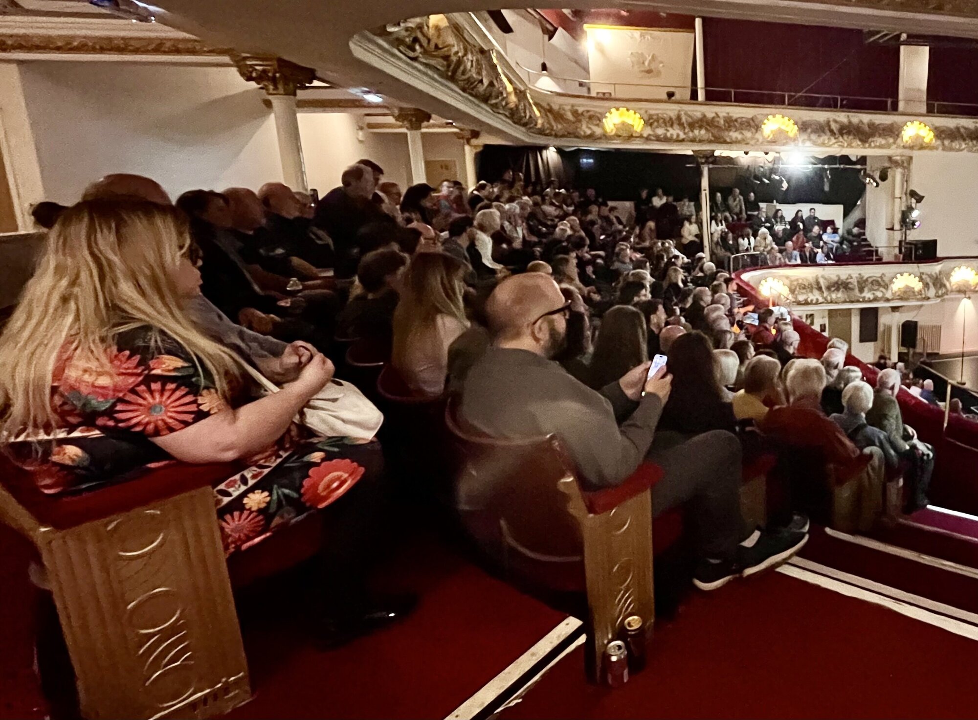 nia audience circle left.jpg