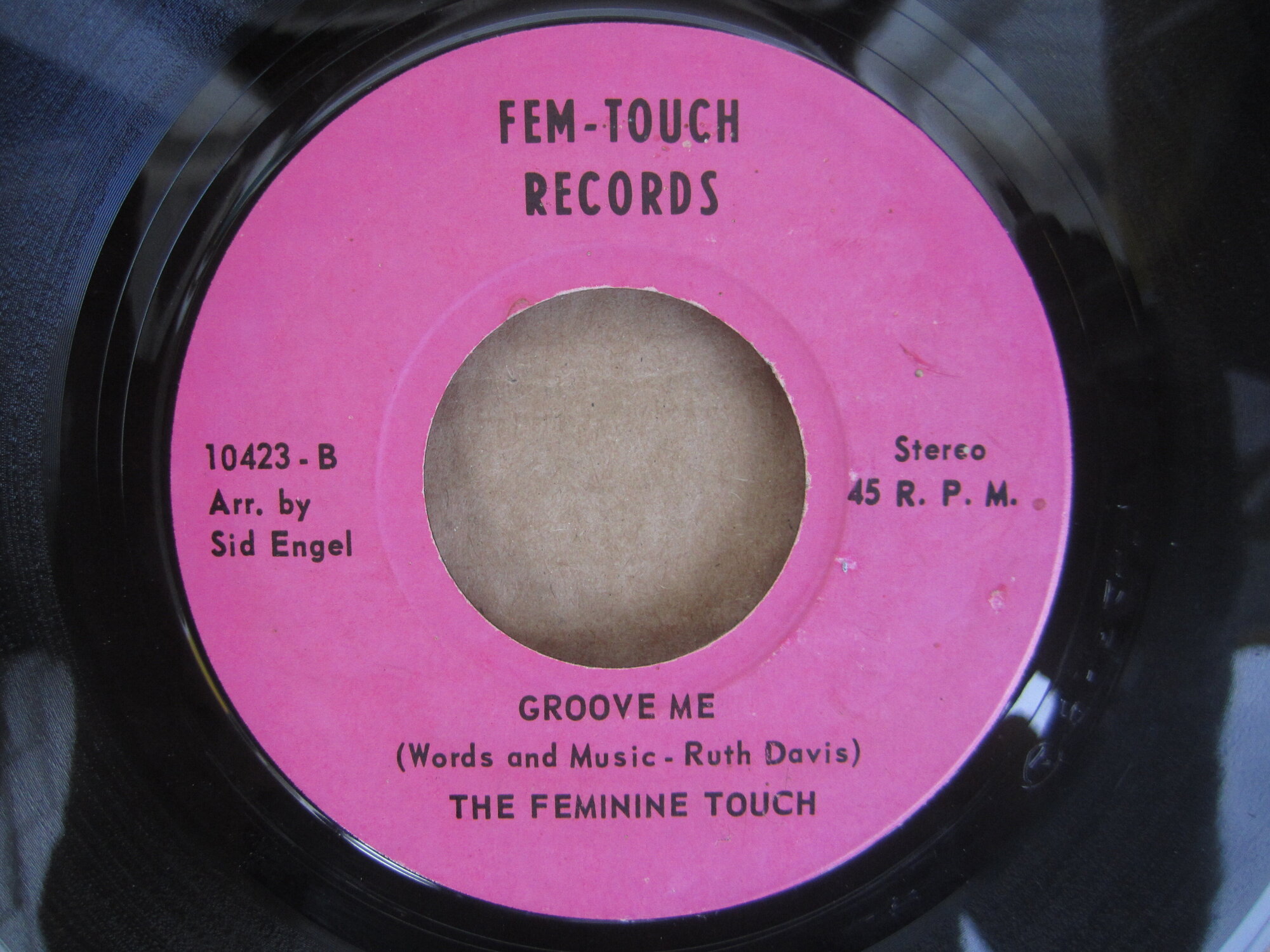 Feminine Touch - groove me FEM-TOUCH.JPG