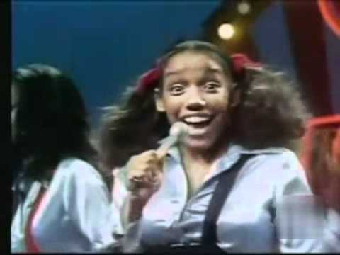 sister-sledge-love-dont-go-through-no-changes-on-me-soul-train thumb